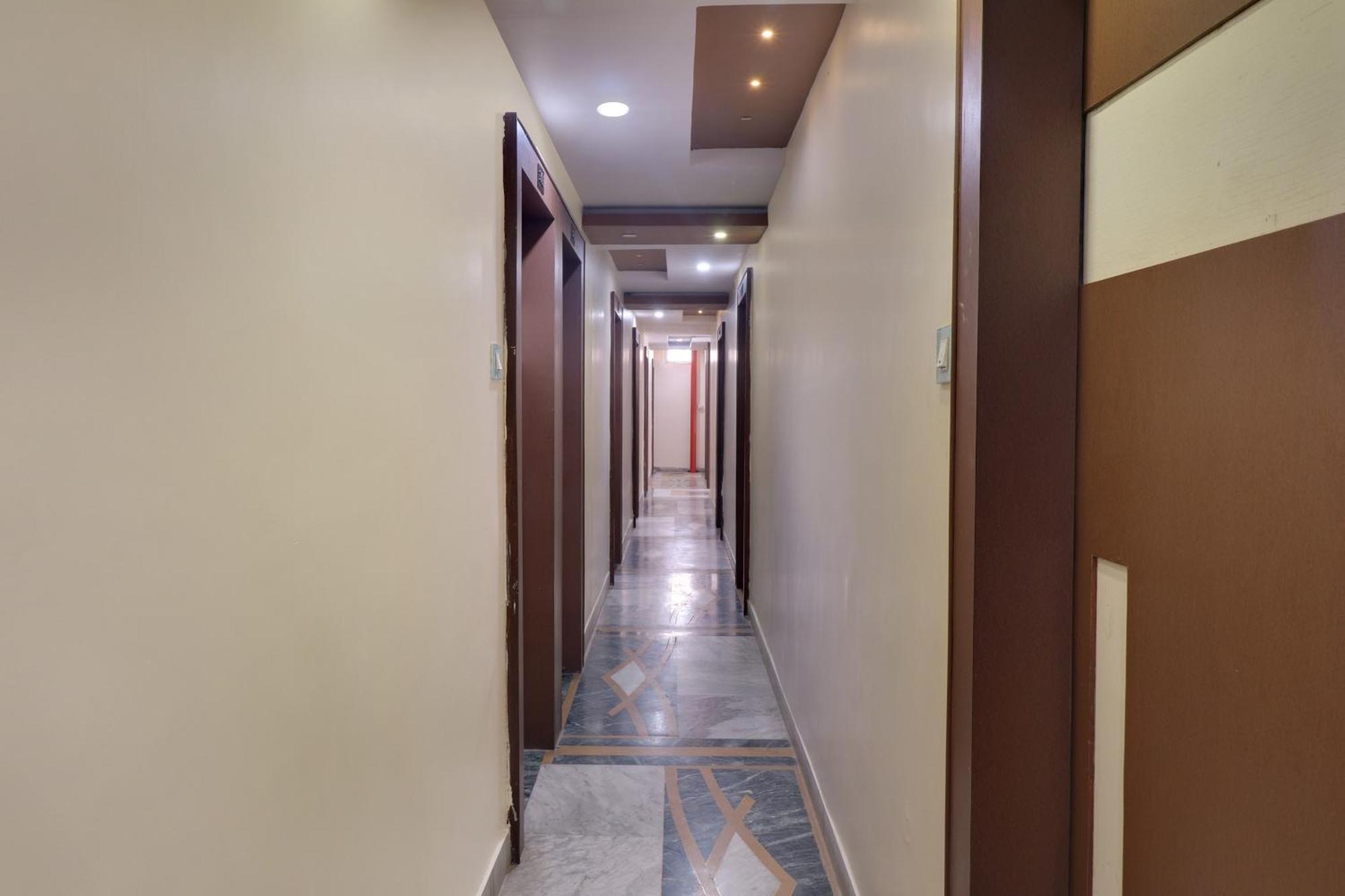 ג'אבלפור Hotel O Swag מראה חיצוני תמונה
